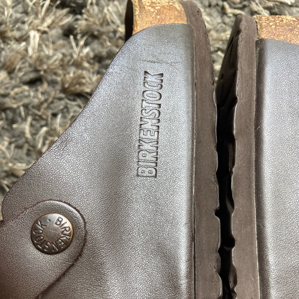 Brown leather Birkenstock Clogs size 37